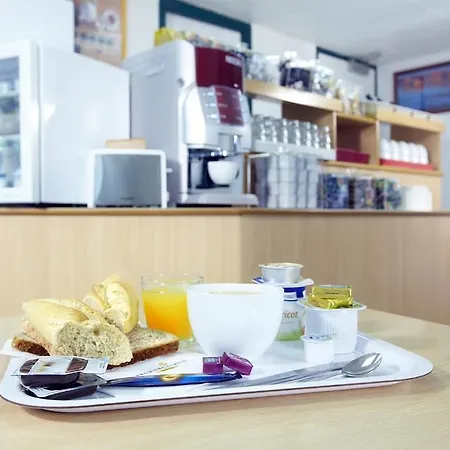 普瑞米尔梅兹苏德朱伊奥阿切经典酒店 *