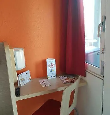 Premiere Classe Metz Sud Aux Arches Szálloda *