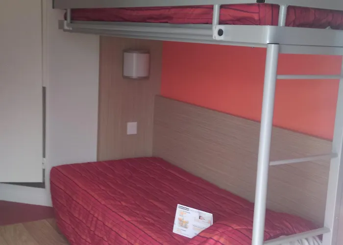 Отель Premiere Classe Metz Sud Aux Arches