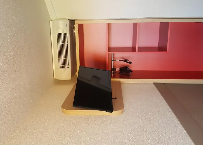 Premiere Classe Metz Sud Aux Arches Отель *