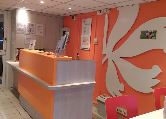 Отель Premiere Classe Metz Sud Aux Arches