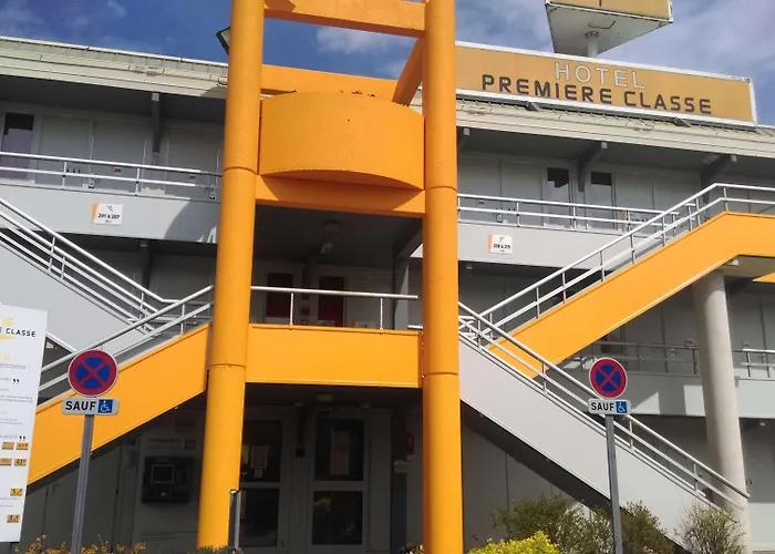 Отель Premiere Classe Metz Sud Aux Arches *