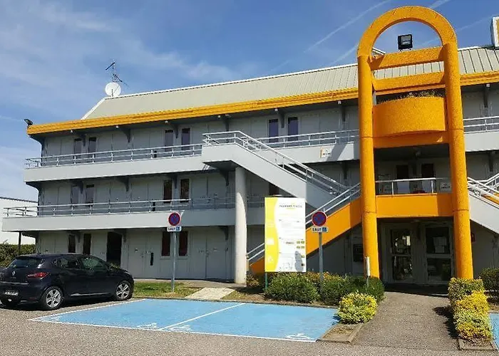 Отель Premiere Classe Metz Sud Aux Arches